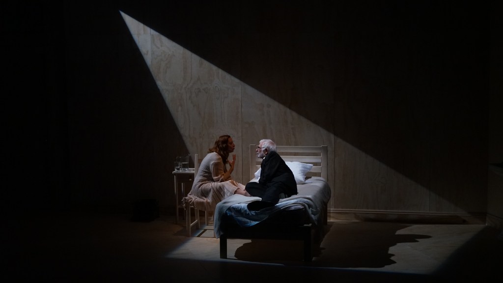 EL joven, el viejo y el mar Gala Hispanic Theatre 2015 Diseño de Escenografía Y vestuario Silvia de Marta