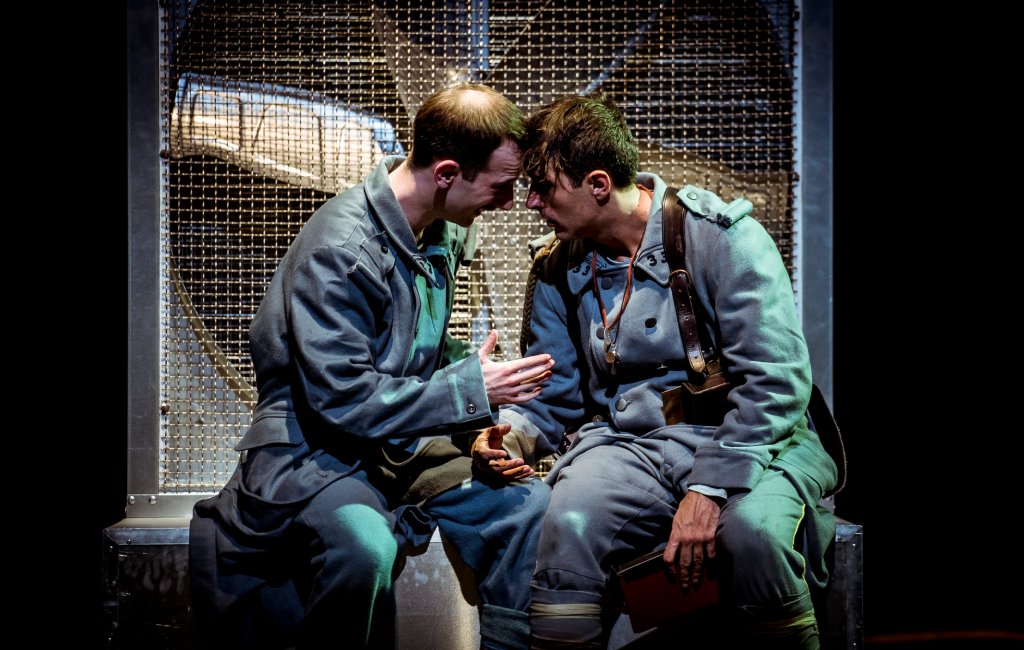 BARRO, MAPA DE LAS RUINAS DE EUROPA. ESCENOGRAFÍA Y VESTUARIO SILVIA DE MARTA-