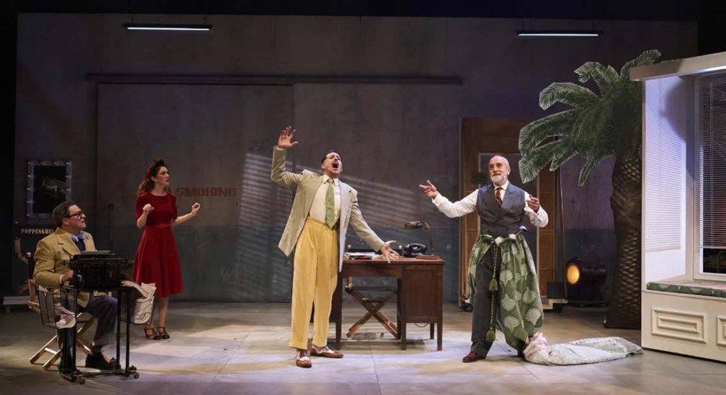 PLÁTANOS Y CACAHUETES. ESCENOGRAFÍA SILVIA DE MARTA