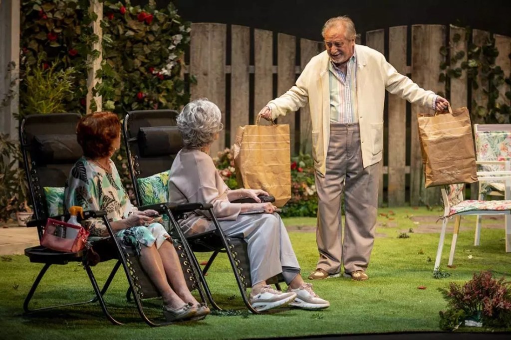 Los_secuestradores_del_lago_Chiemsee-ESCENOGRAFÍA SILVIA DE MARTA Y SEBAS BROSA